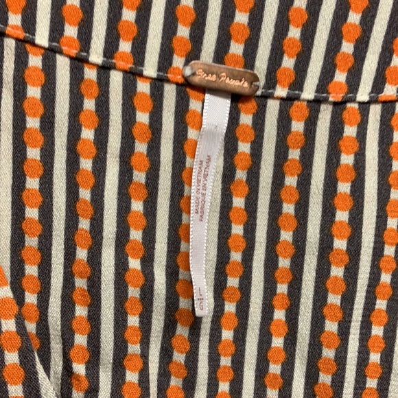 Free People Mix N Match Flowy Blouse Size L - Picture 4 of 7